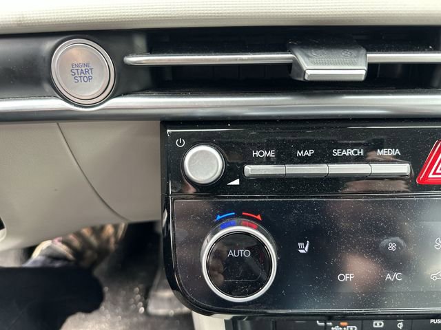 Used 2025 Hyundai Tucson SEL AWD/4WD image 14