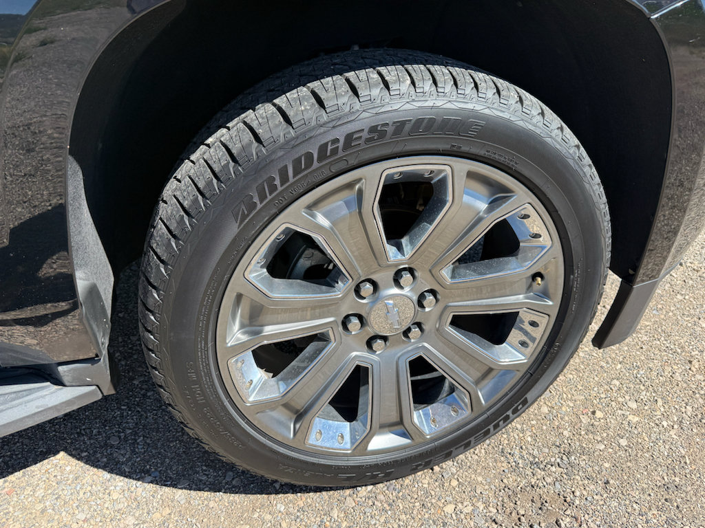 Used 2016 Chevrolet Tahoe LT w/ Luxury Package AWD/4WD image 9