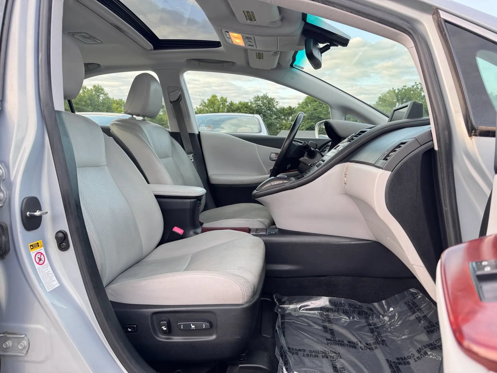 Used 2010 Lexus HS 250h Premium w/ Tech Pkg FWD image 25