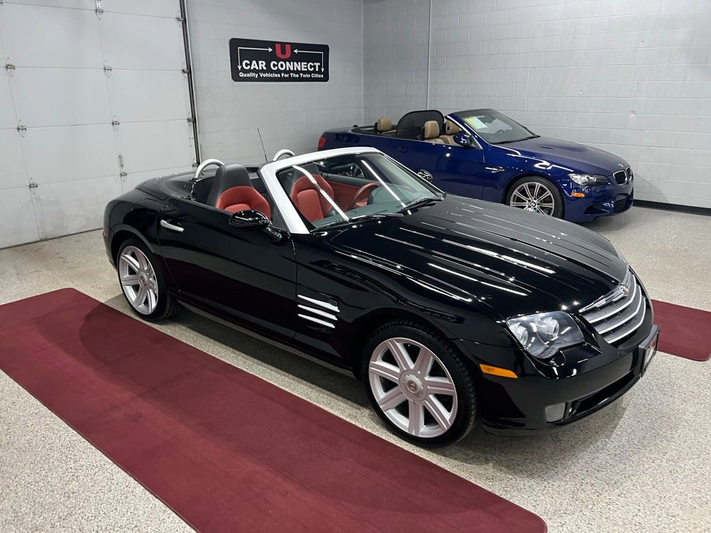 Used 2006 Chrysler Crossfire Limited image 12