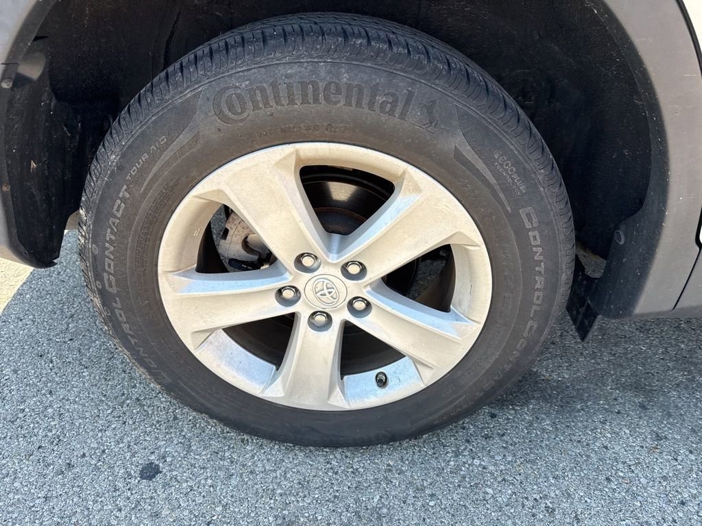 Used 2014 Toyota RAV4 XLE FWD image 14