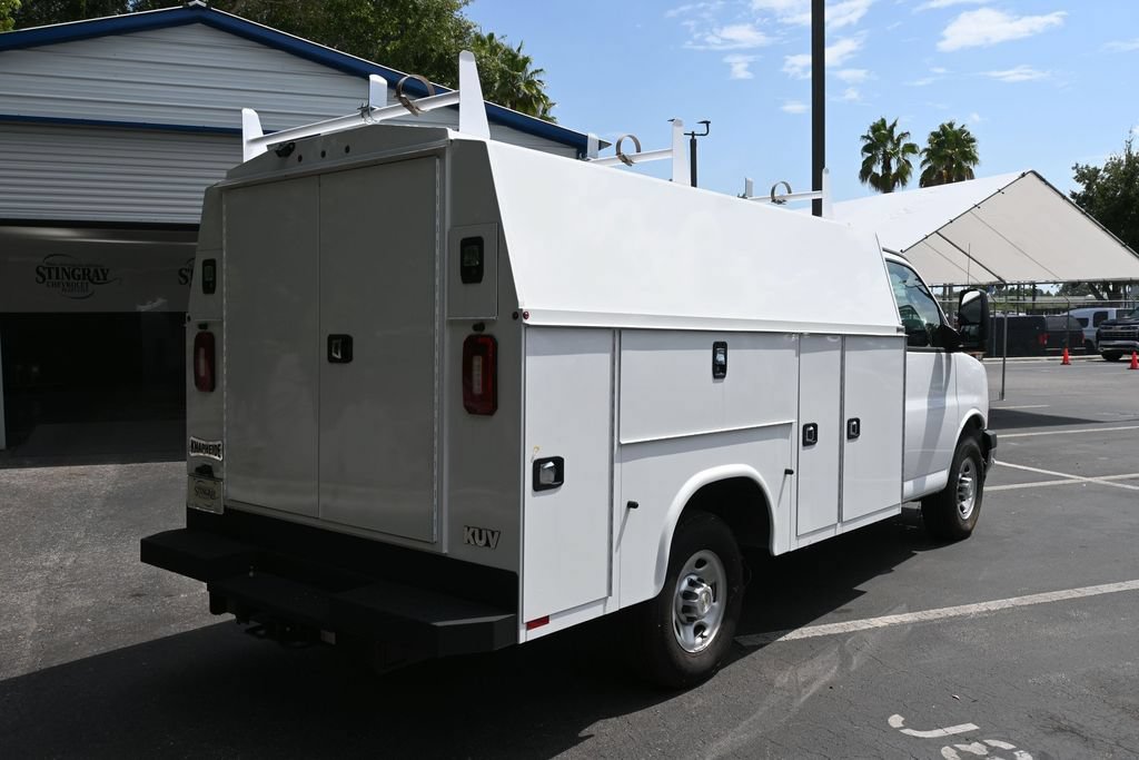 New 2025 Chevrolet Express 3500 w/ Power Convenience Package RWD image 5