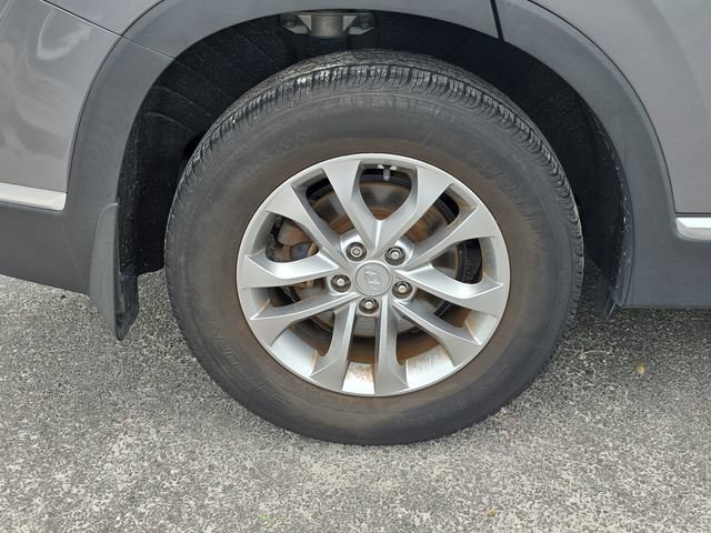 Used 2019 Hyundai Santa Fe SE FWD image 5
