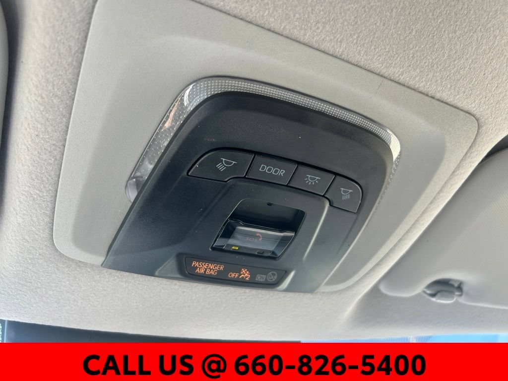 Certified 2025 Toyota Corolla Cross L FWD image 13