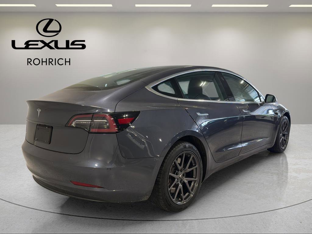 Used 2019 Tesla Model 3 Standard Range Plus RWD image 5
