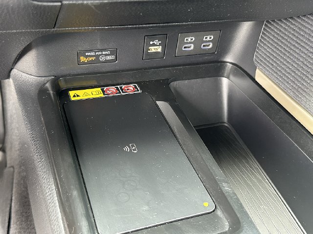 Used 2026 Toyota Camry SE w/ Multimedia Upgrade Package FWD image 32