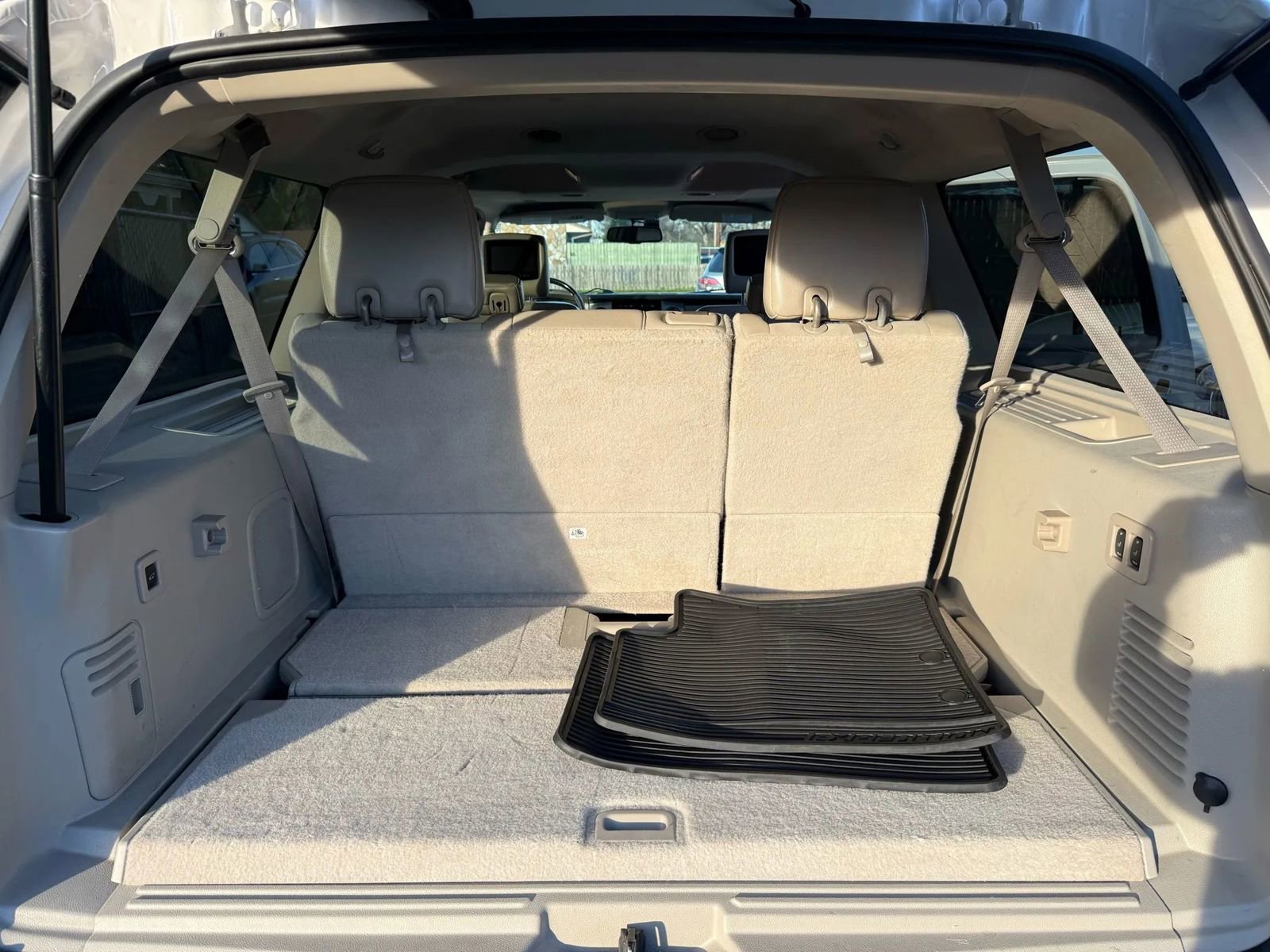 Used 2012 Ford Expedition EL Limited image 12