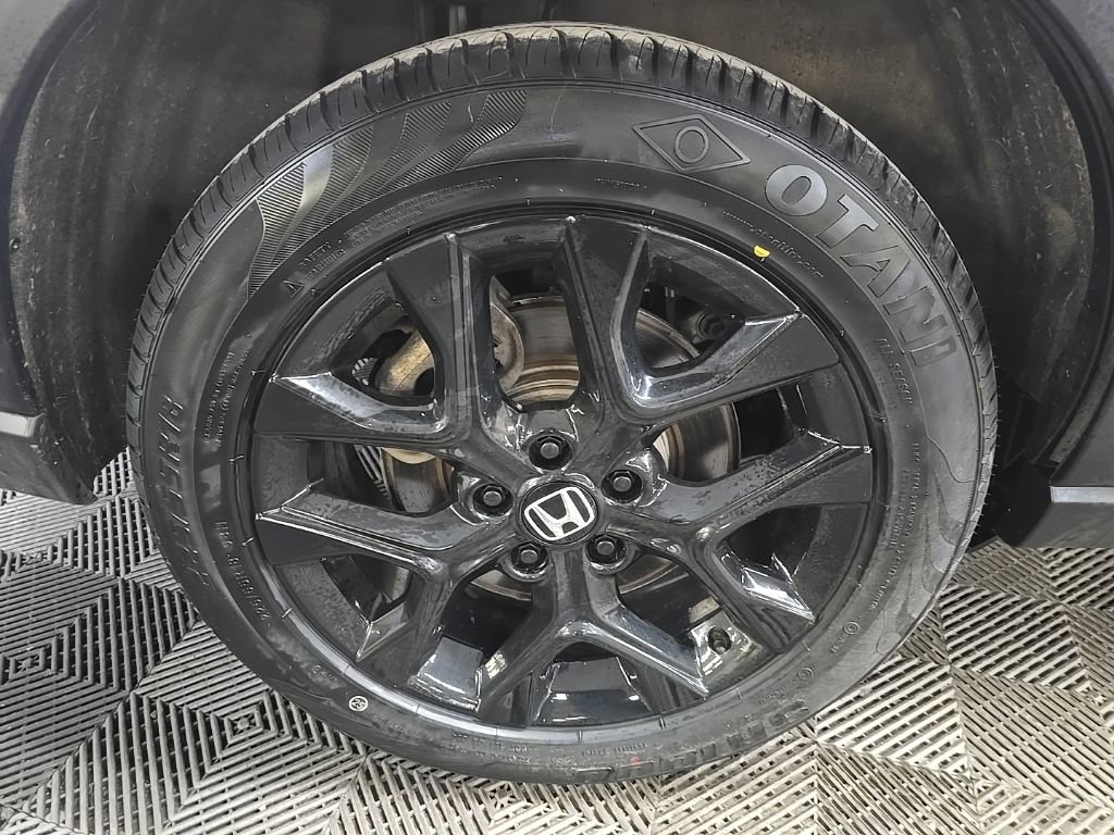 Used 2025 Honda HR-V Sport image 13