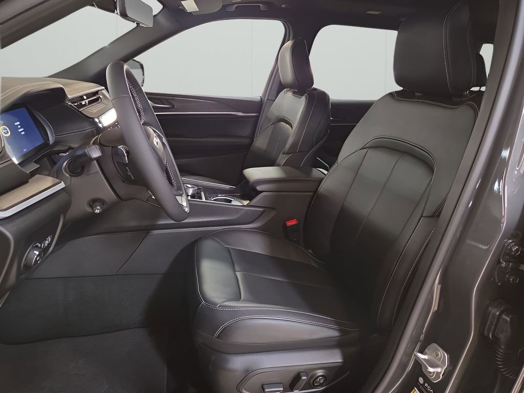 New 2026 Jeep Grand Cherokee L Limited image 9