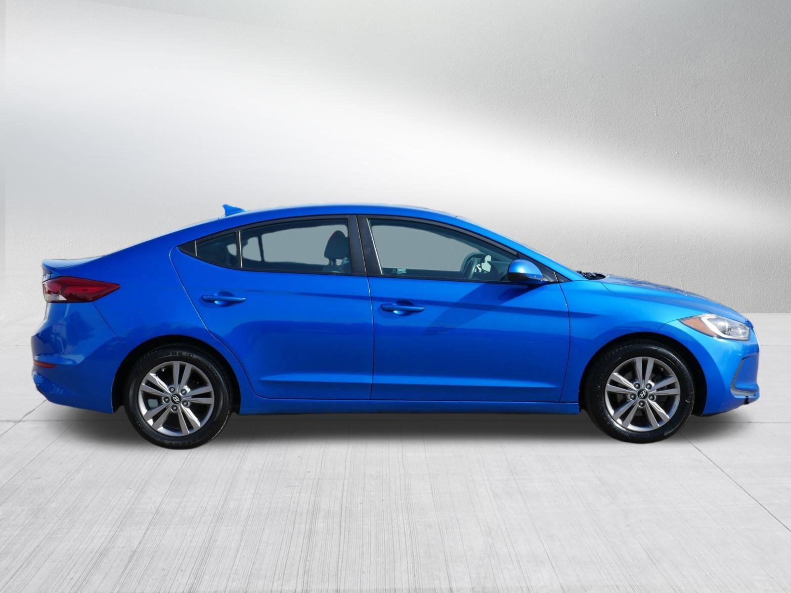 Used 2017 Hyundai Elantra SE FWD image 8