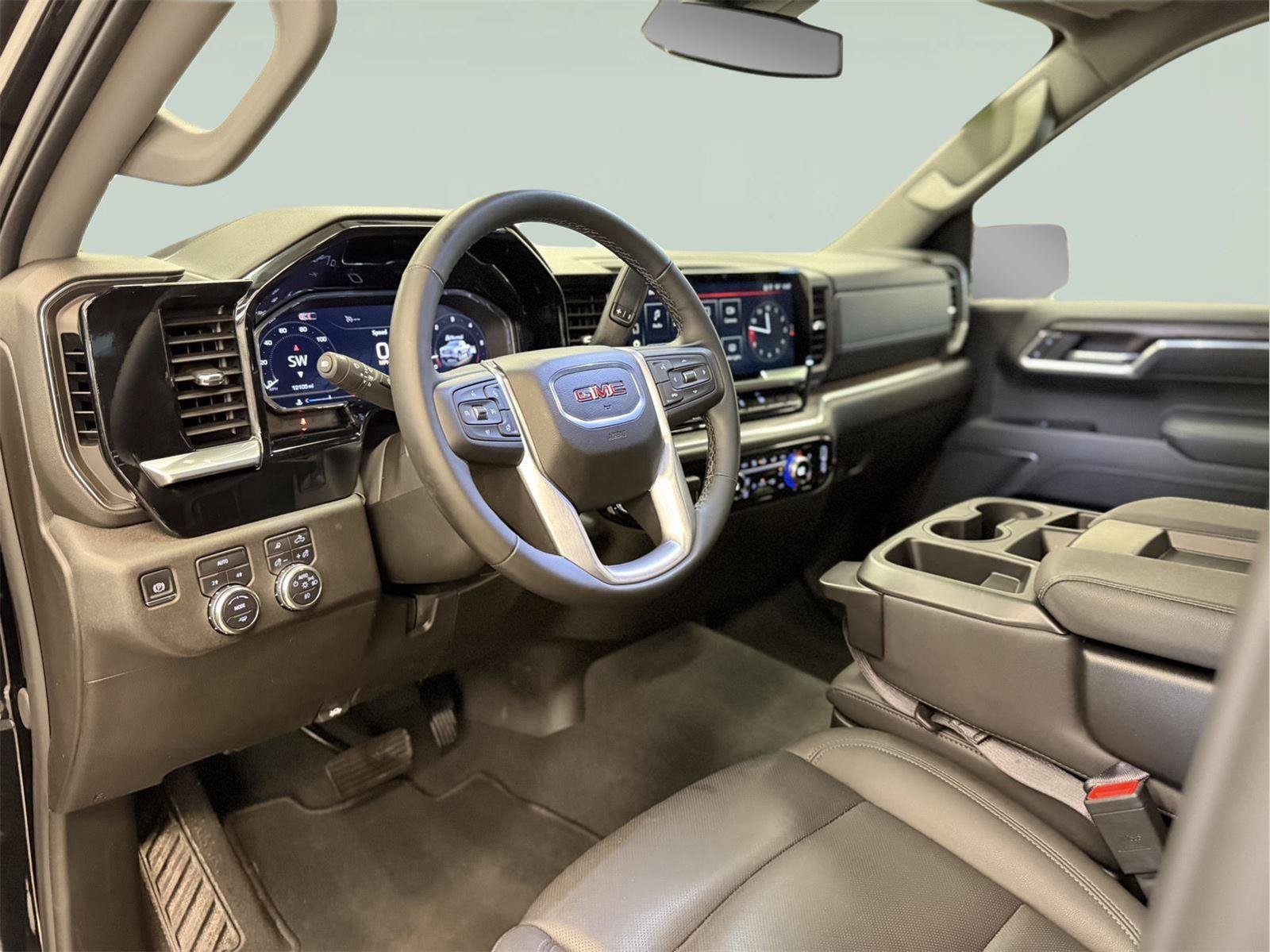 Certified 2025 GMC Sierra 1500 SLT AWD/4WD image 17