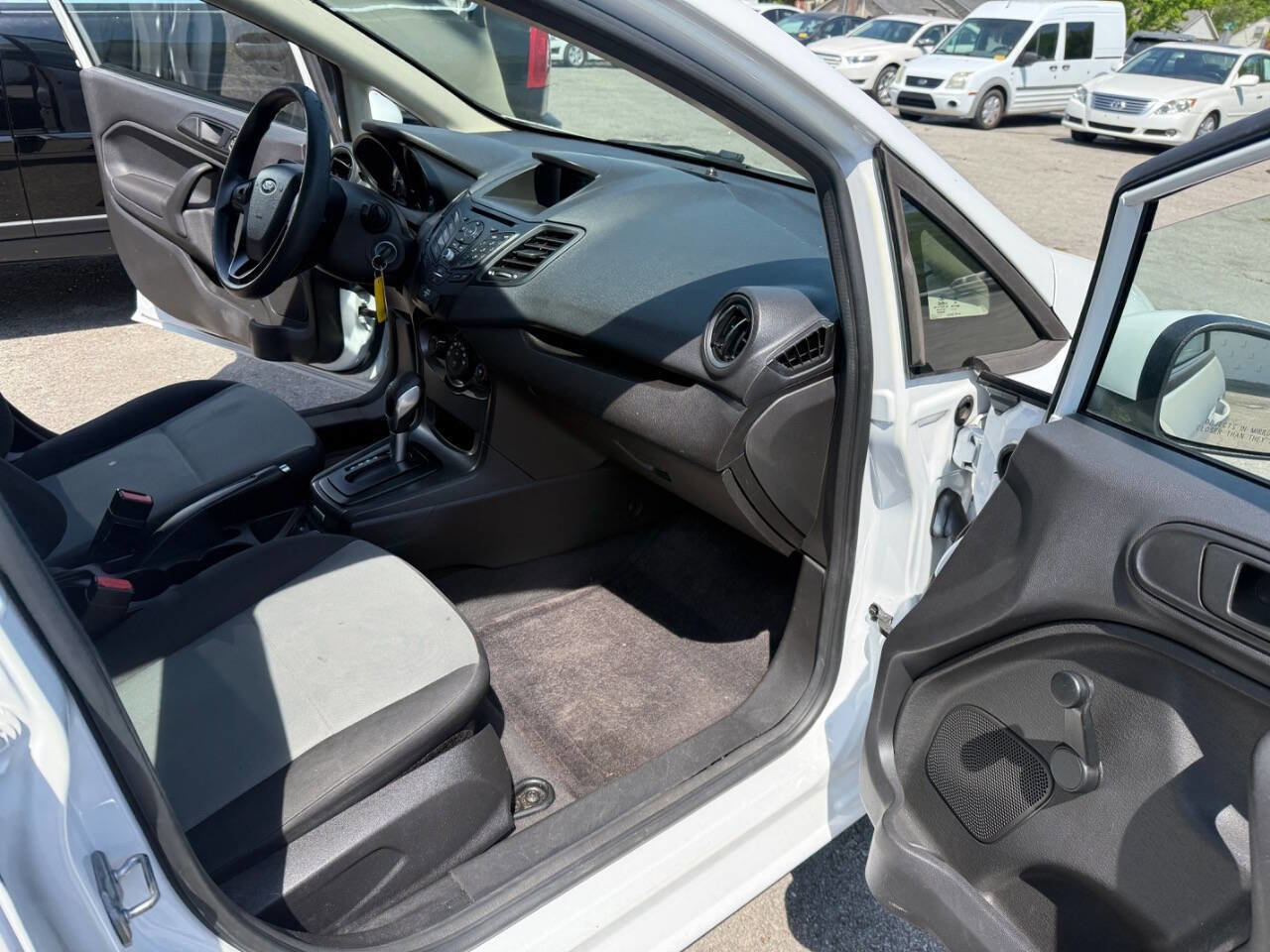 Used 2017 Ford Fiesta S FWD image 22