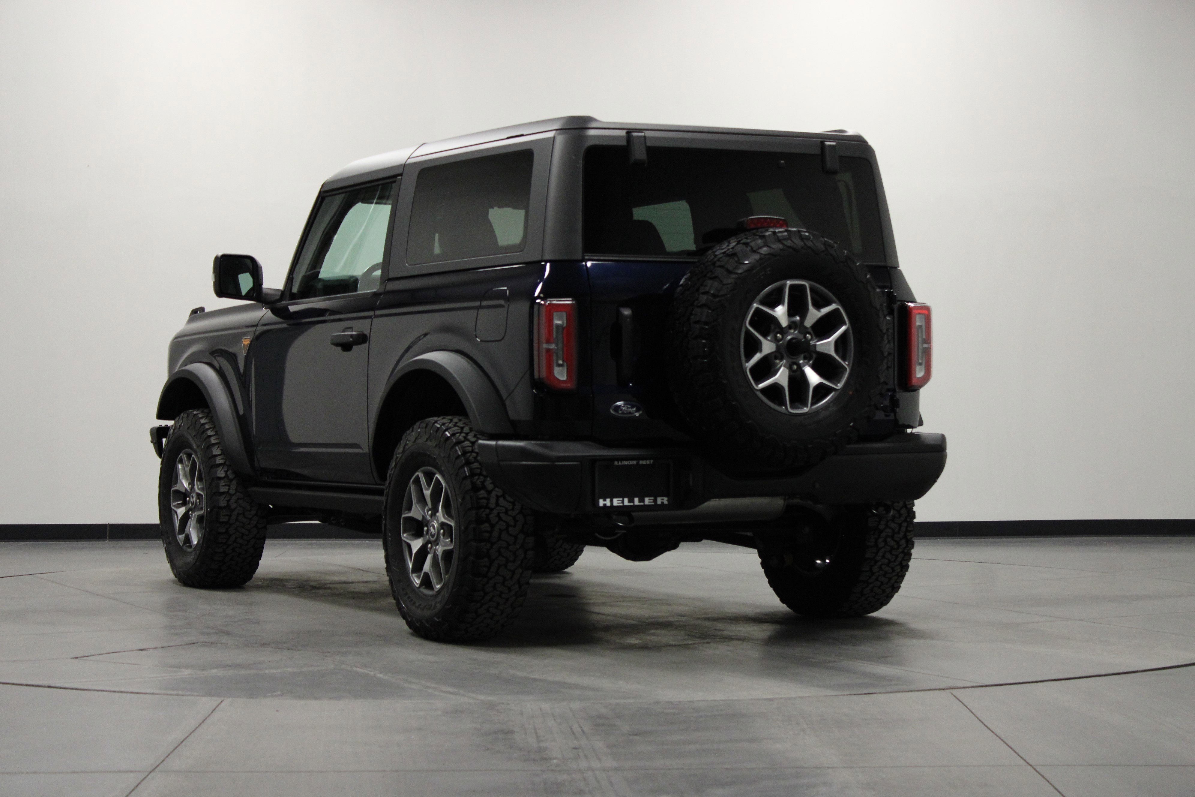 Used 2021 Ford Bronco Badlands image 6