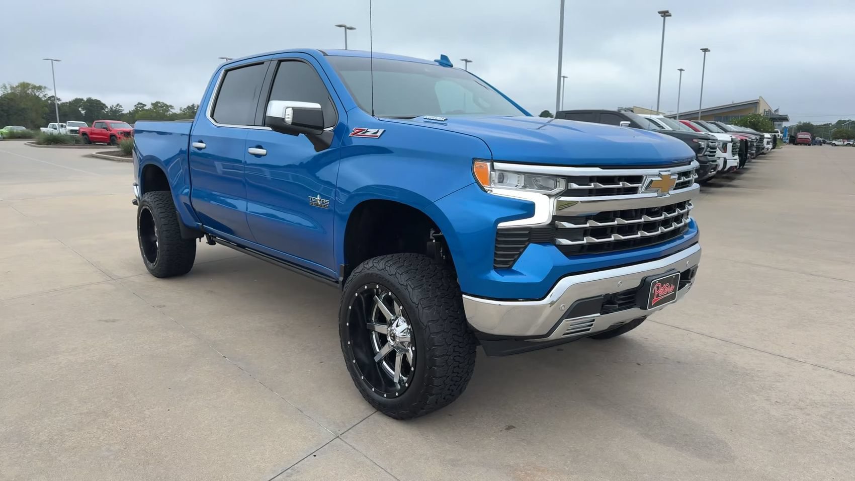 Used 2022 Chevrolet Silverado 1500 LTZ w/ LTZ Premium Texas Edition AWD/4WD image 3