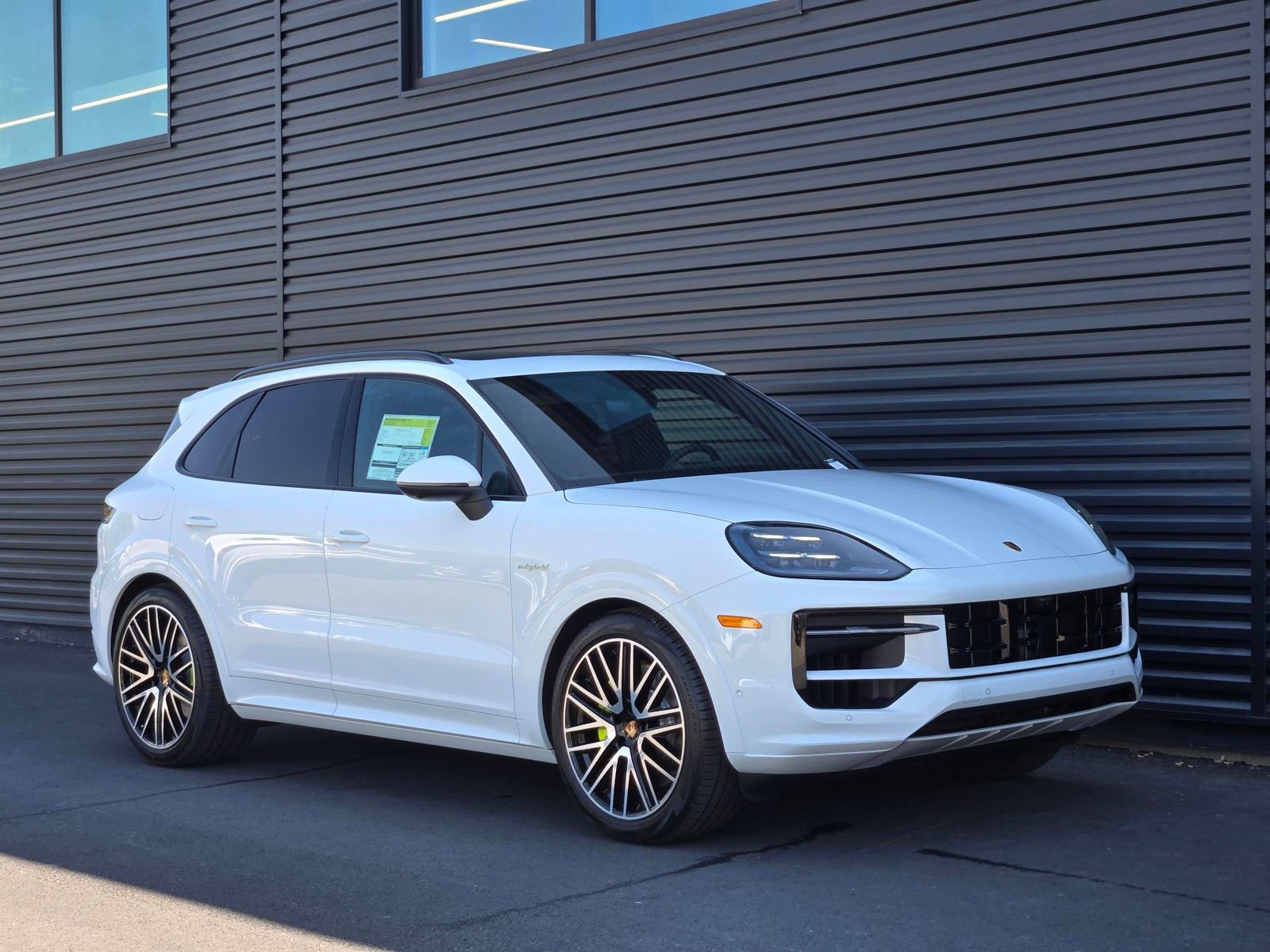 New 2025 Porsche Cayenne S AWD/4WD image 9