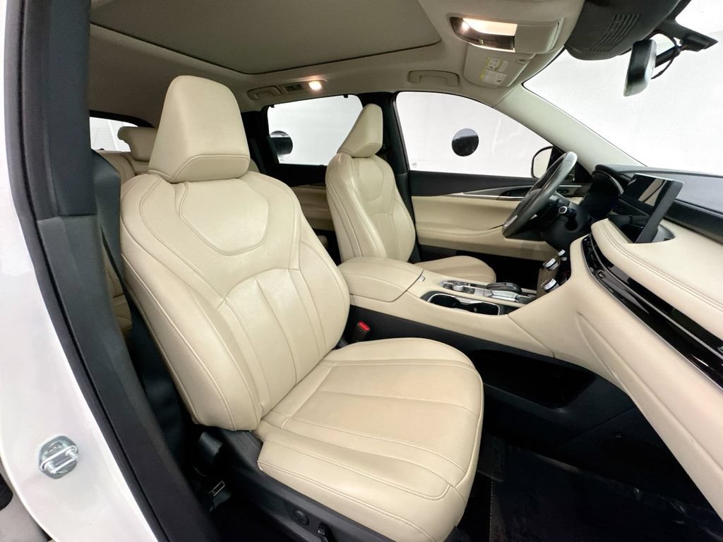Used 2022 INFINITI QX60 Luxe w/ Cargo Package AWD/4WD image 27