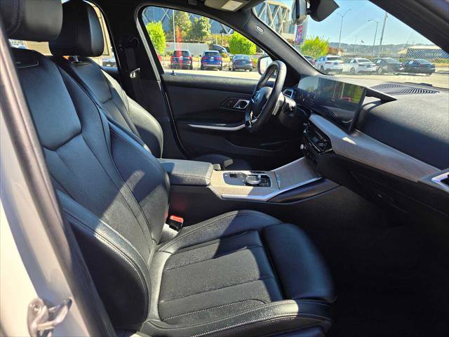 Used 2025 BMW 330i xDrive Sedan image 11