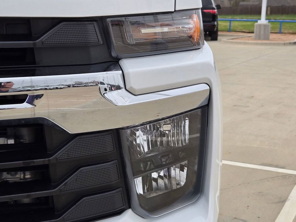 Used 2025 Chevrolet Silverado 2500 LT w/ Convenience Package image 31