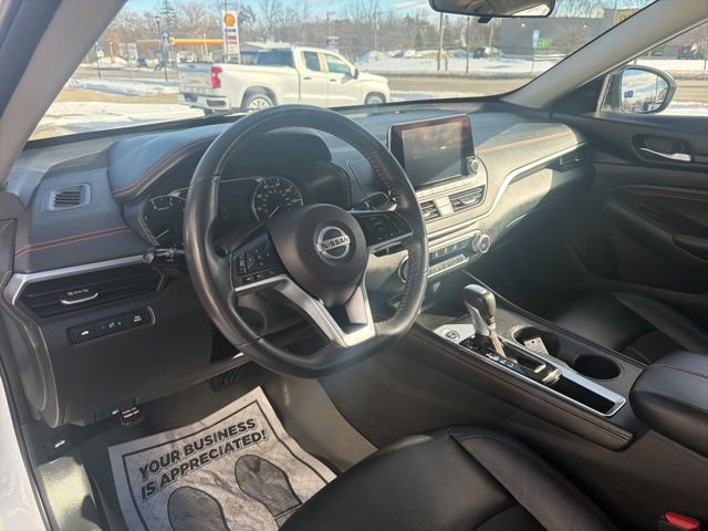 Used 2022 Nissan Altima 2.5 SR image 18