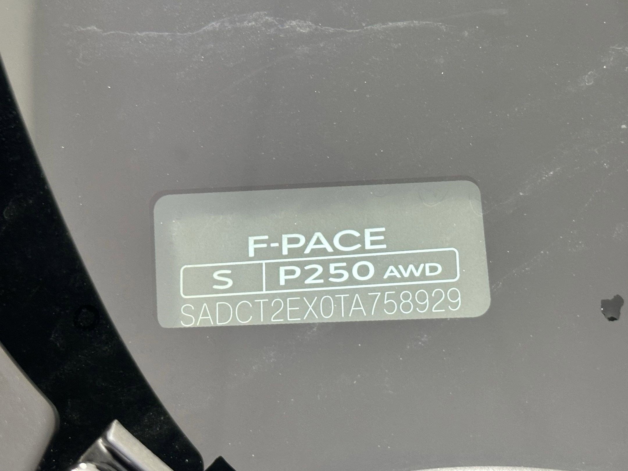 New 2026 Jaguar F-PACE R-Dynamic S image 17