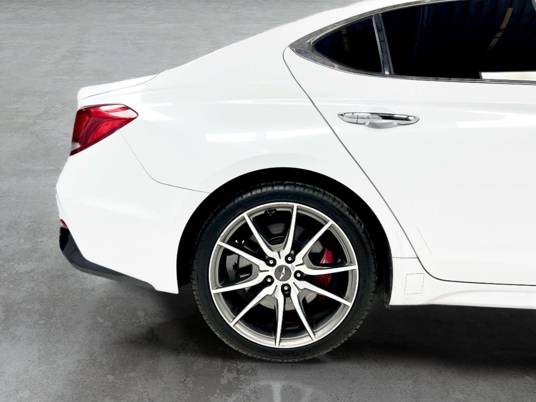 Used 2019 Genesis G70 2.0T Sport RWD image 10