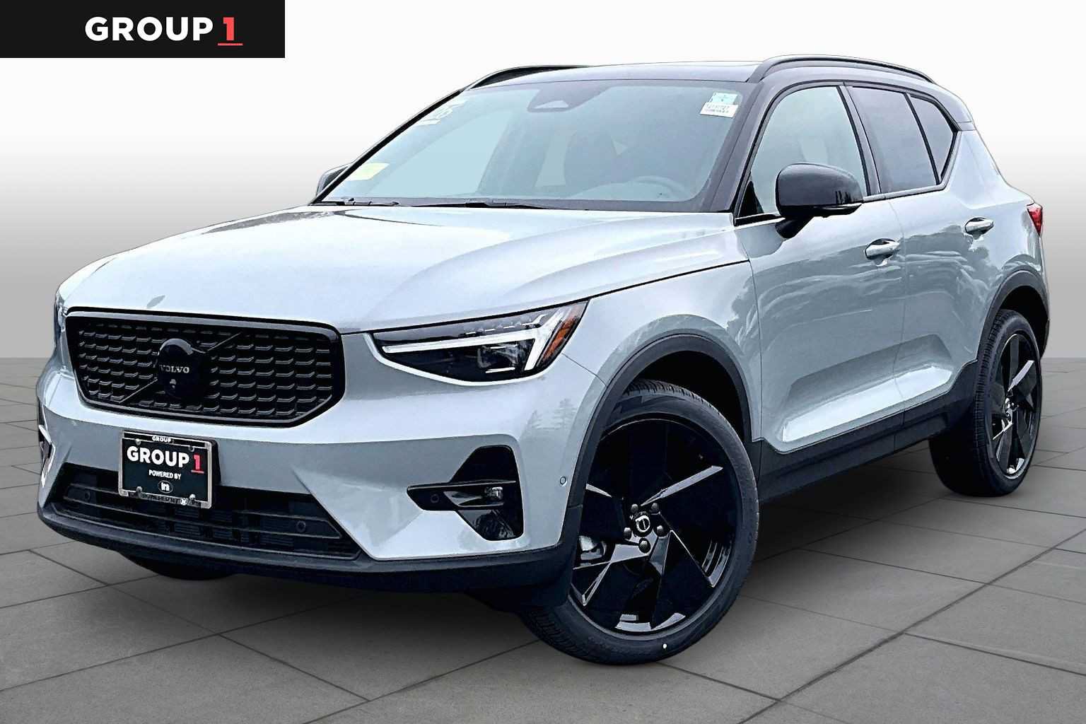 New 2026 Volvo XC40 B5 Ultra w/ Protection Package Premier AWD/4WD image 1