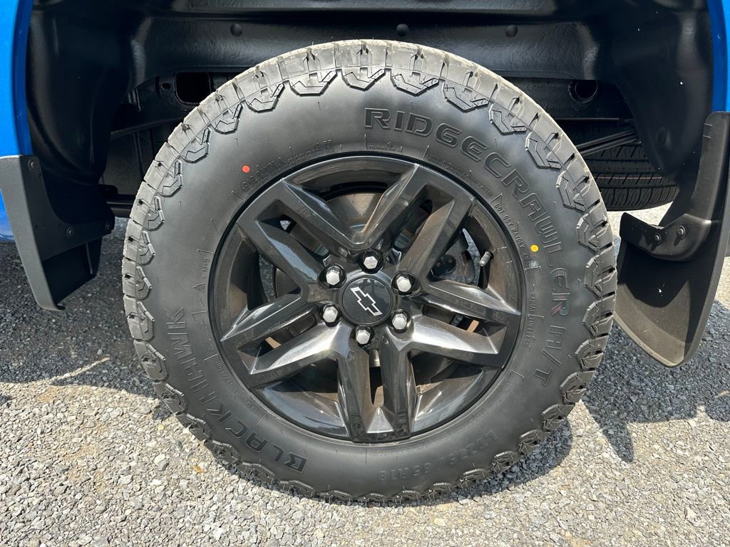 Used 2022 Chevrolet Silverado 1500 Custom Trail Boss AWD/4WD image 12