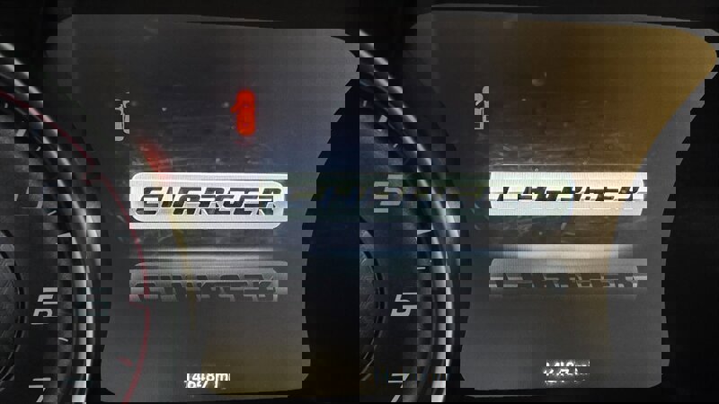 Used 2016 Dodge Charger SE w/ Sport Appearance Group image 13