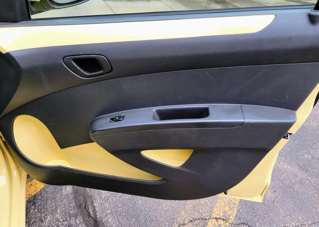 Used 2014 Chevrolet Spark LS image 25