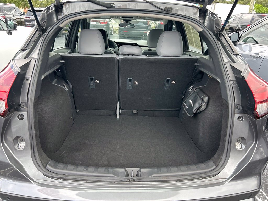 Certified 2024 Nissan Kicks SR w/ SR Premium Package FWD image 46