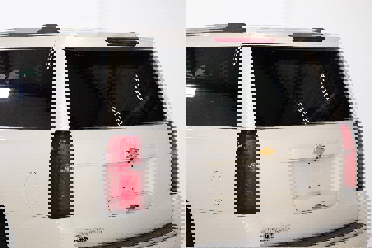 Used 2015 Chevrolet Suburban LTZ image 14