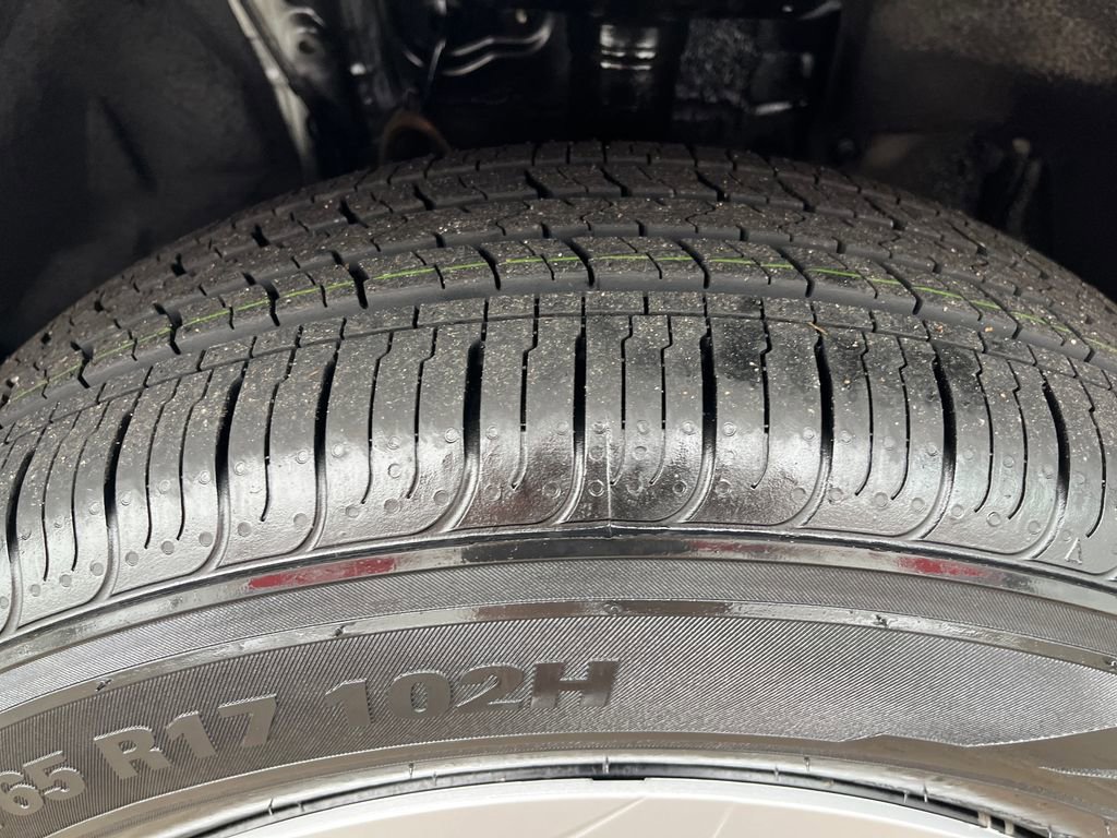 Certified 2023 Toyota RAV4 LE image 29