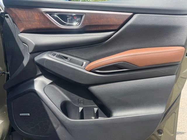 Used 2025 Subaru Ascent Touring AWD/4WD image 28