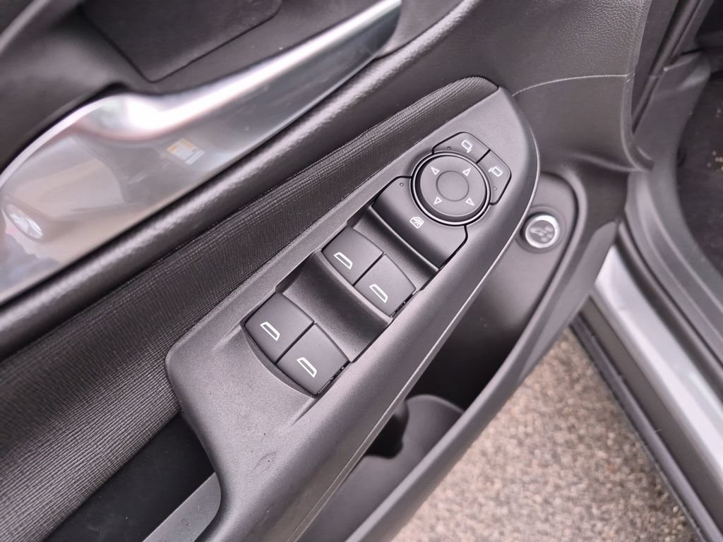 New 2026 Buick Envista Sport Touring w/ Convenience I Package FWD image 20
