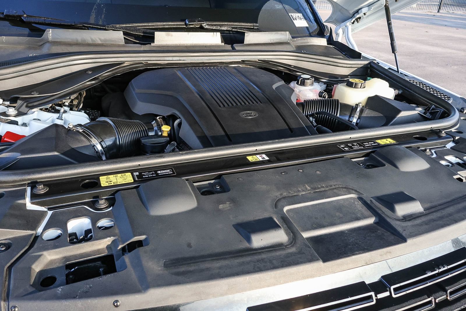 Used 2025 Land Rover Range Rover Sport Dynamic SE image 33