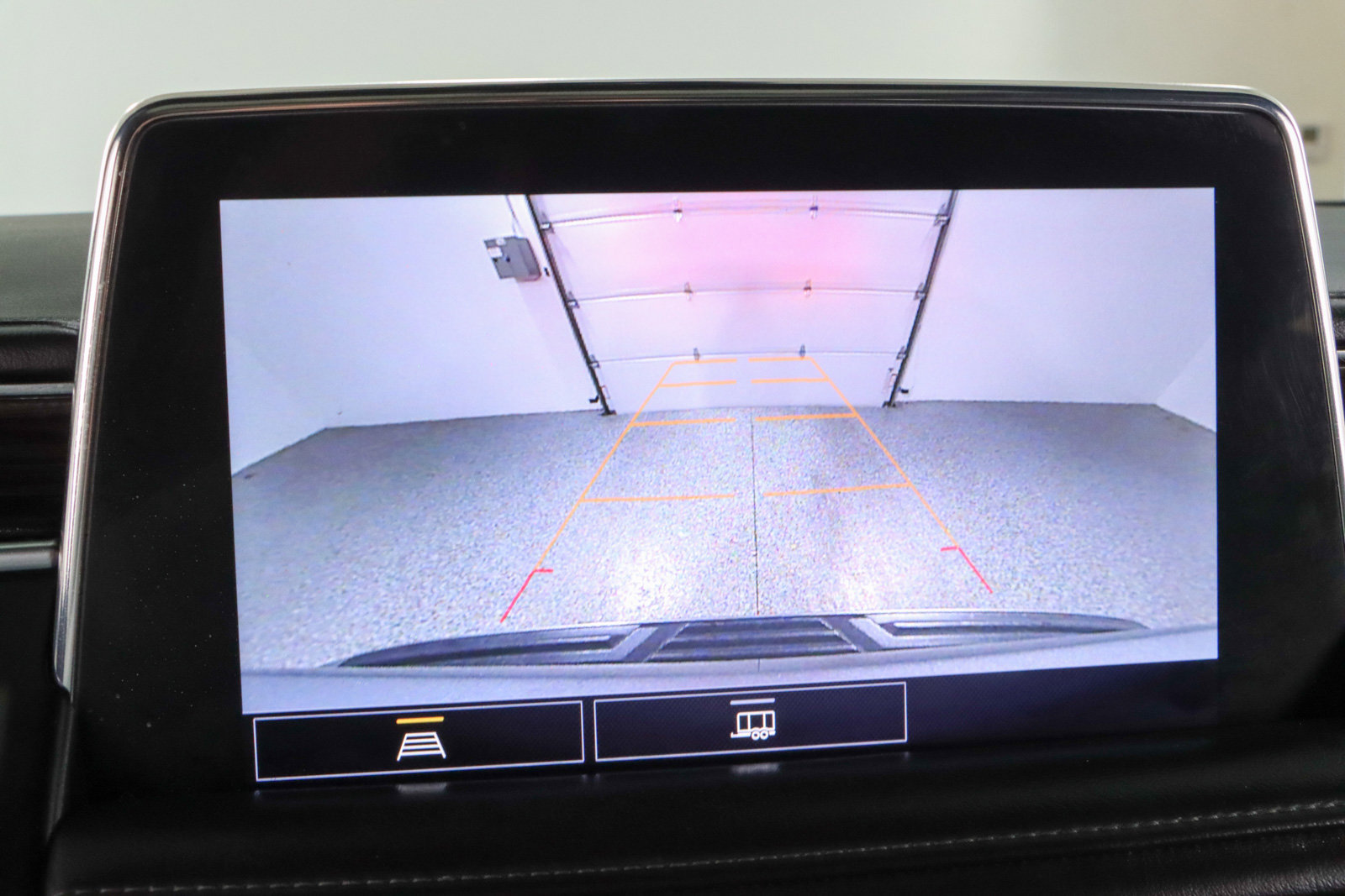 Used 2021 Chevrolet Tahoe LT w/ Rear Media and Nav Package AWD/4WD image 20