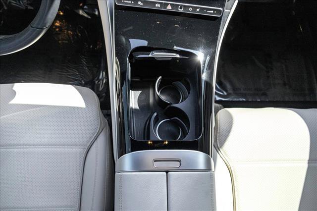 Certified 2025 Mercedes-Benz GLC 300 4MATIC image 18