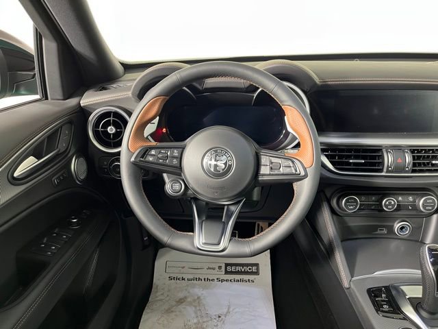 Used 2025 Alfa Romeo Stelvio Sprint AWD/4WD image 20