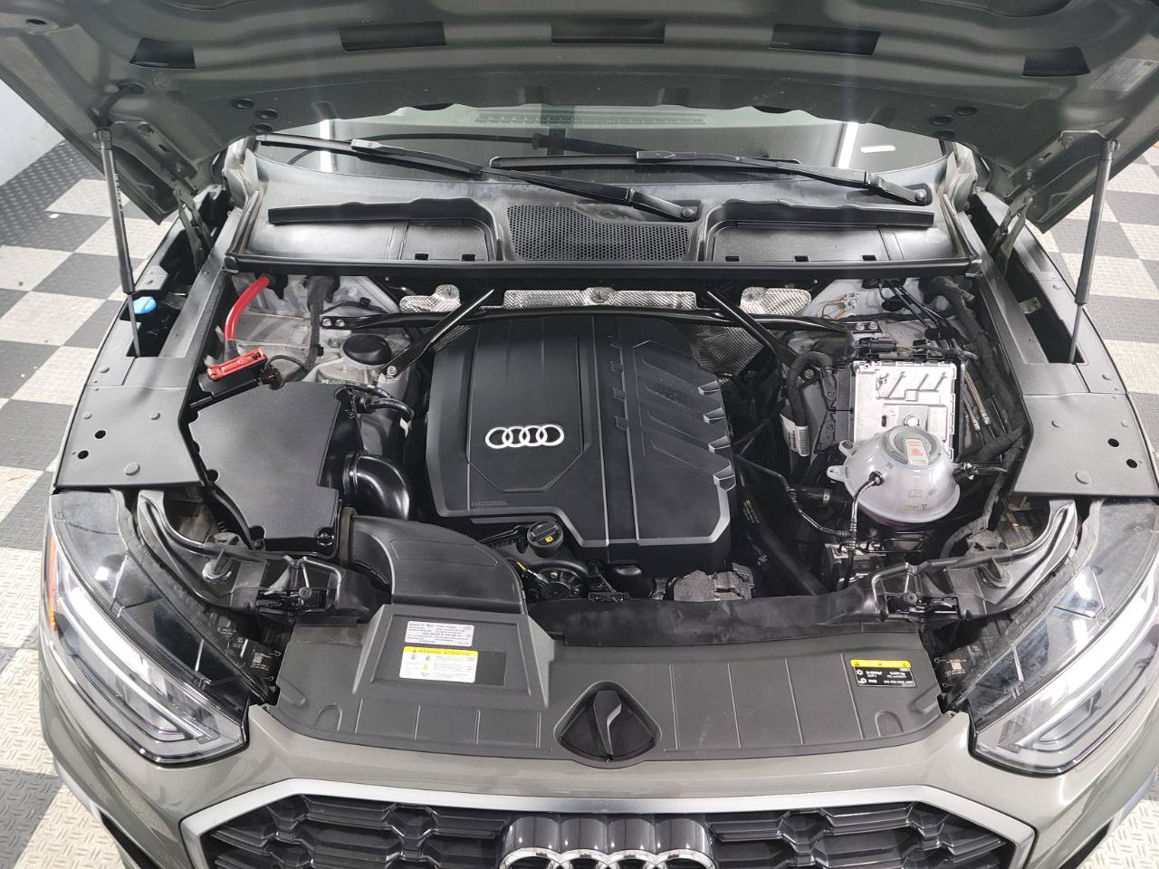 Used 2023 Audi Q5 2.0T Premium Plus w/ Premium Plus Package AWD/4WD image 33