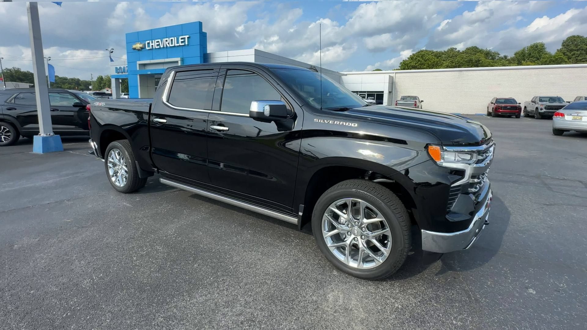 Certified 2024 Chevrolet Silverado 1500 LTZ w/ LTZ Premium Package AWD/4WD image 2