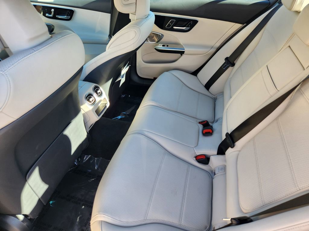 Used 2025 Mercedes-Benz C 300 4MATIC Sedan image 29