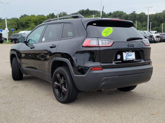 Used 2019 Jeep Cherokee Latitude Plus AWD/4WD image 13
