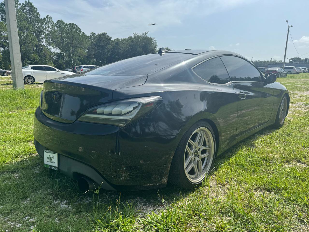 Used 2013 Hyundai Genesis 2.0T RWD image 5