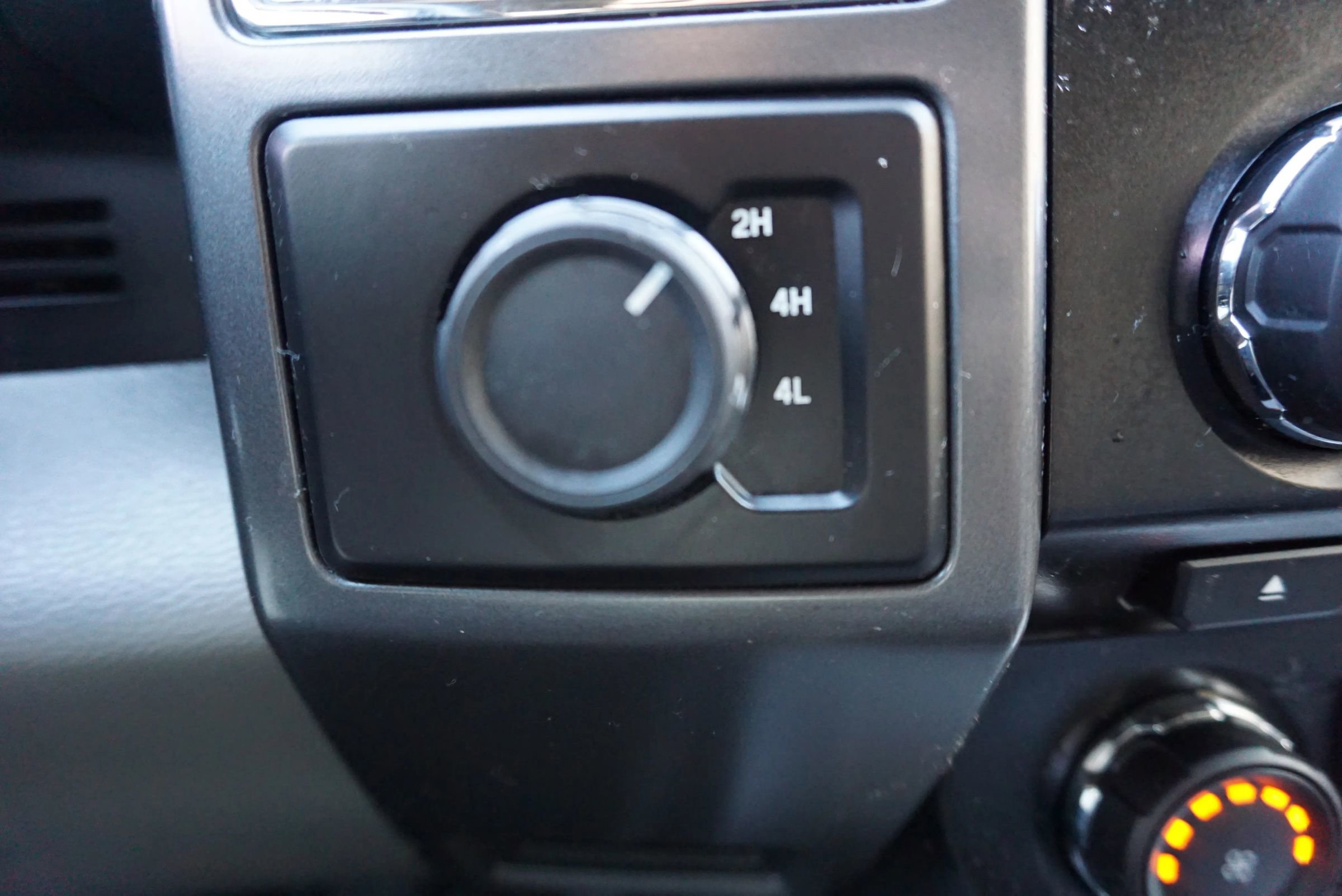 Used 2015 Ford F150 XLT w/ Equipment Group 301A Mid image 37