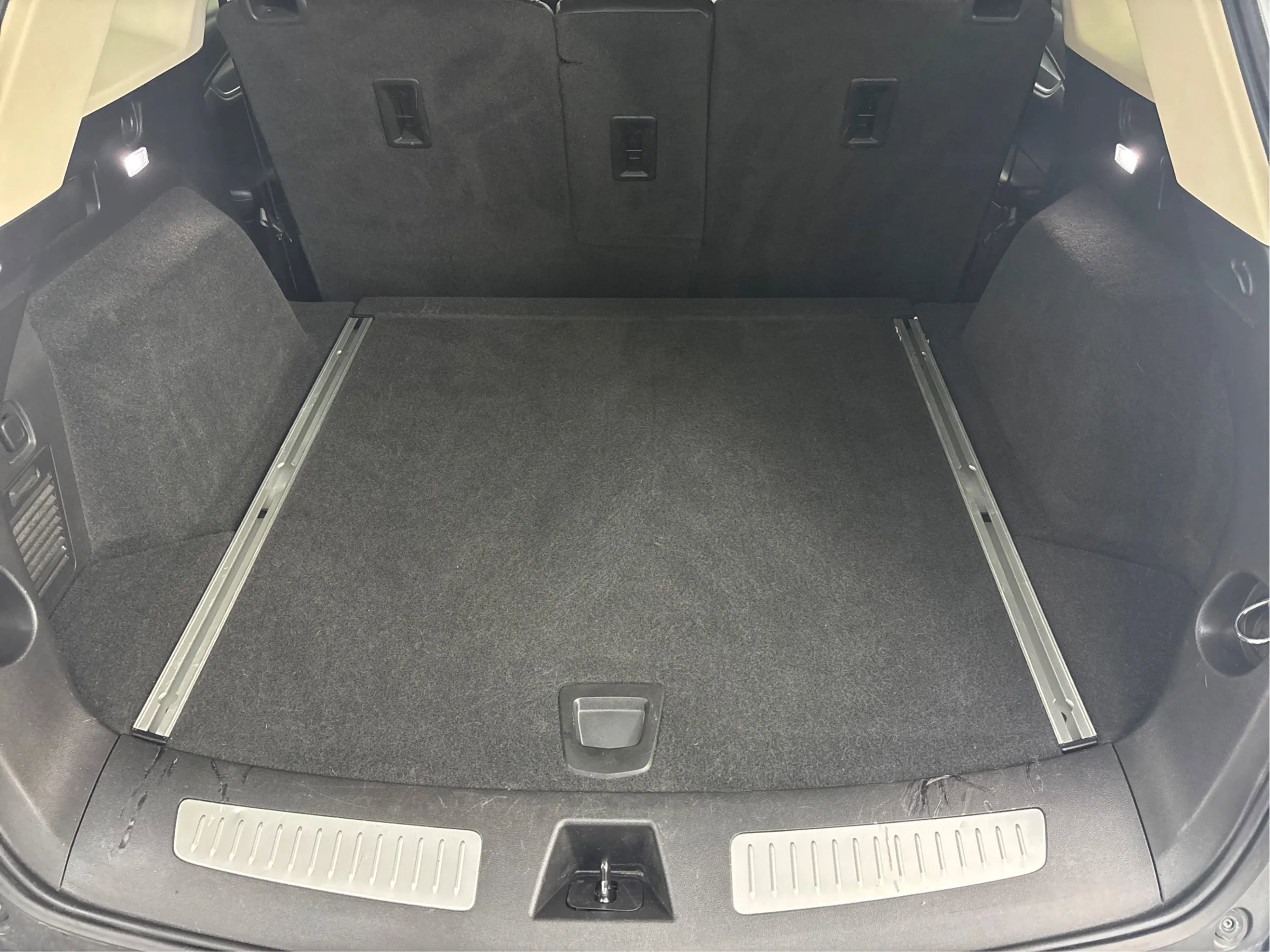 Used 2017 Cadillac XT5 Premium Luxury image 16