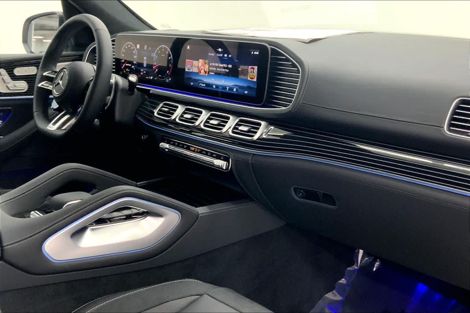 New 2026 Mercedes-Benz GLS 63 AMG 4MATIC image 12