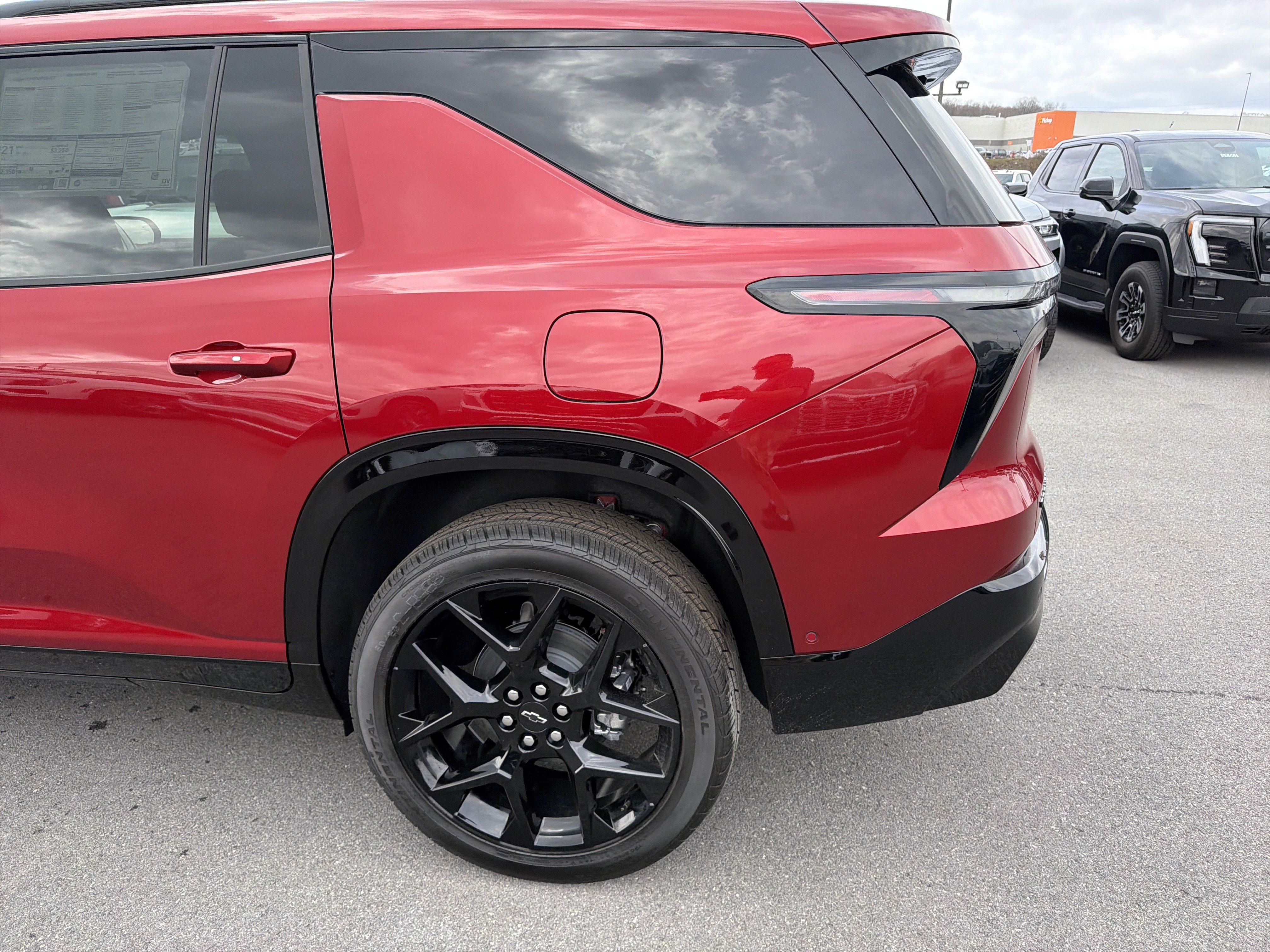 New 2026 Chevrolet Traverse RS AWD/4WD image 9