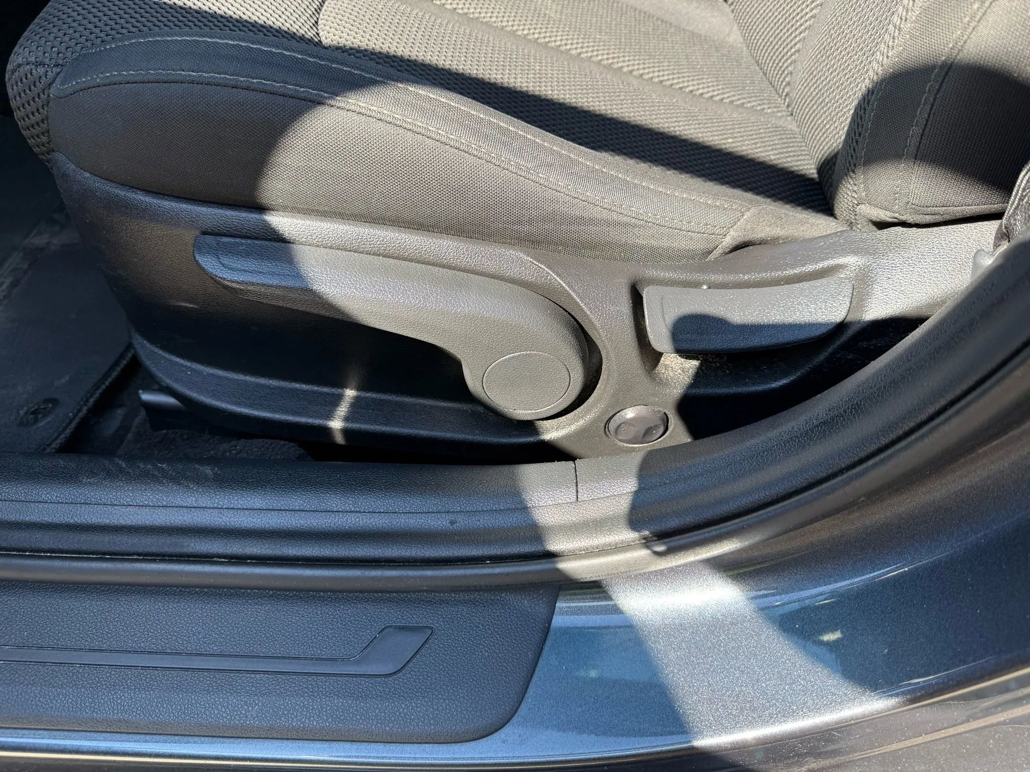 Used 2020 Kia Optima LX image 15