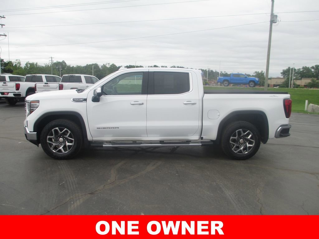 Used 2023 GMC Sierra 1500 SLT w/ SLT Premium Package AWD/4WD image 12