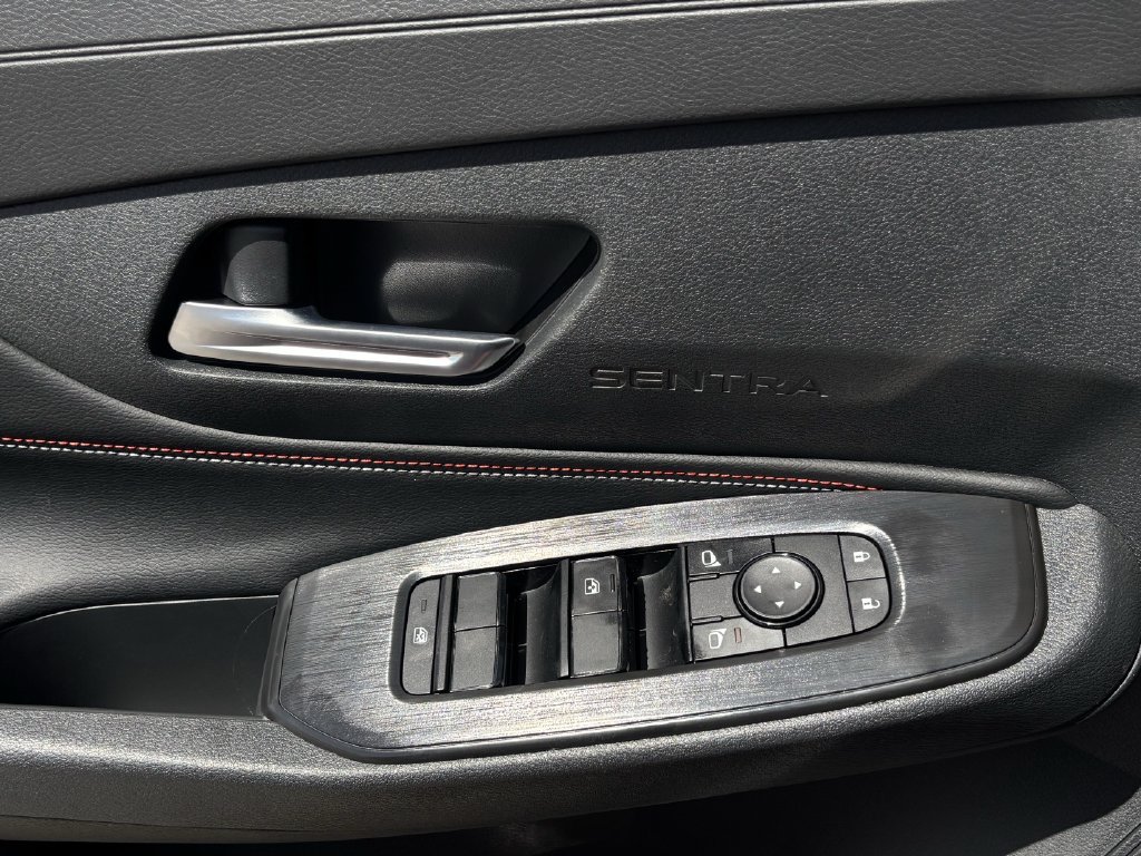 New 2027 Nissan Sentra SR w/ SR Premium Package FWD image 22